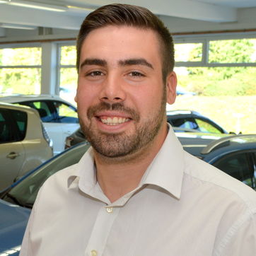 Dominique Fröhlich - Neuwagen Verkaufsberater - Dacia